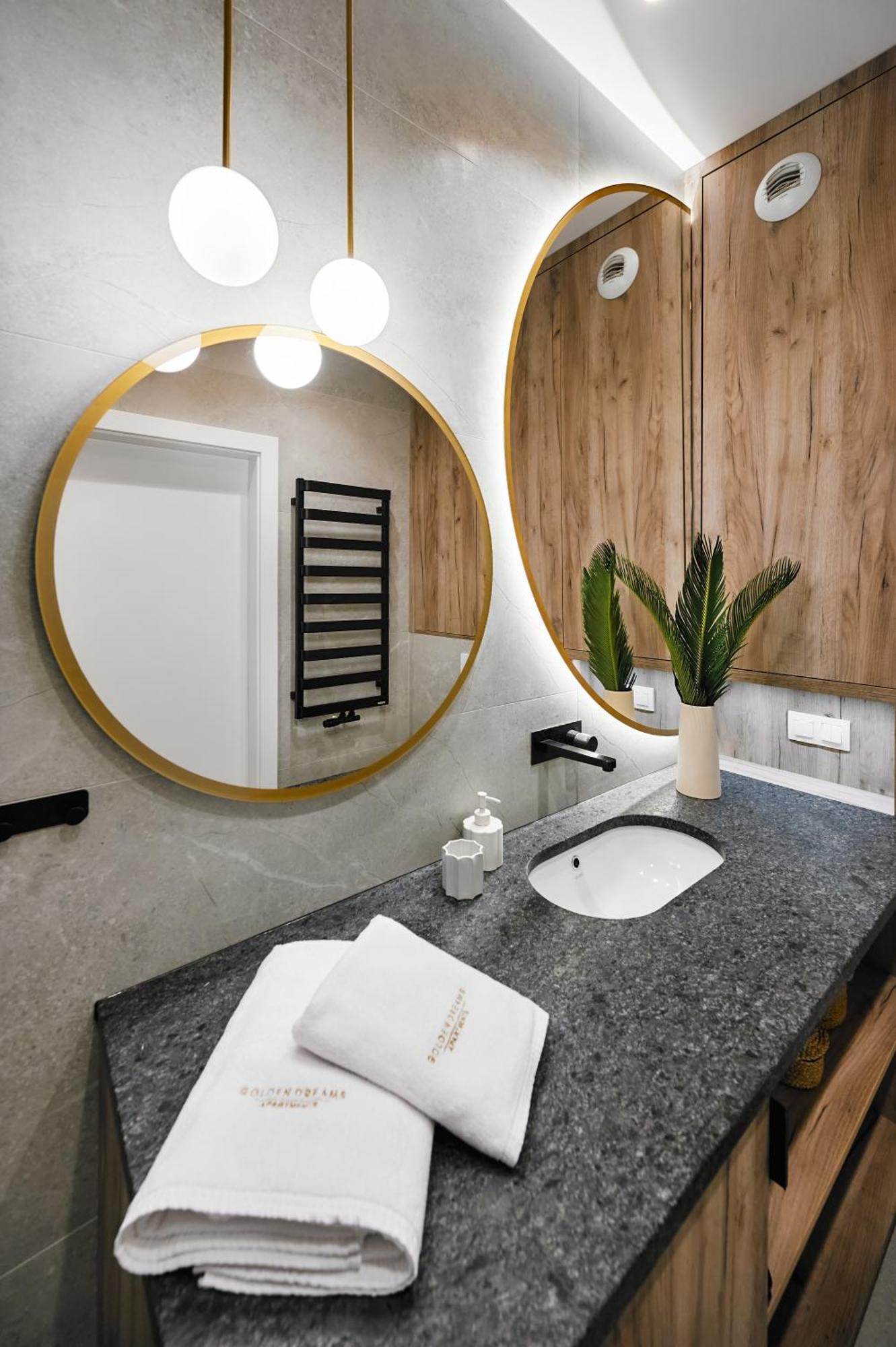 Golden Dreams Luxury Apartments 21 Kraków Eksteriør billede